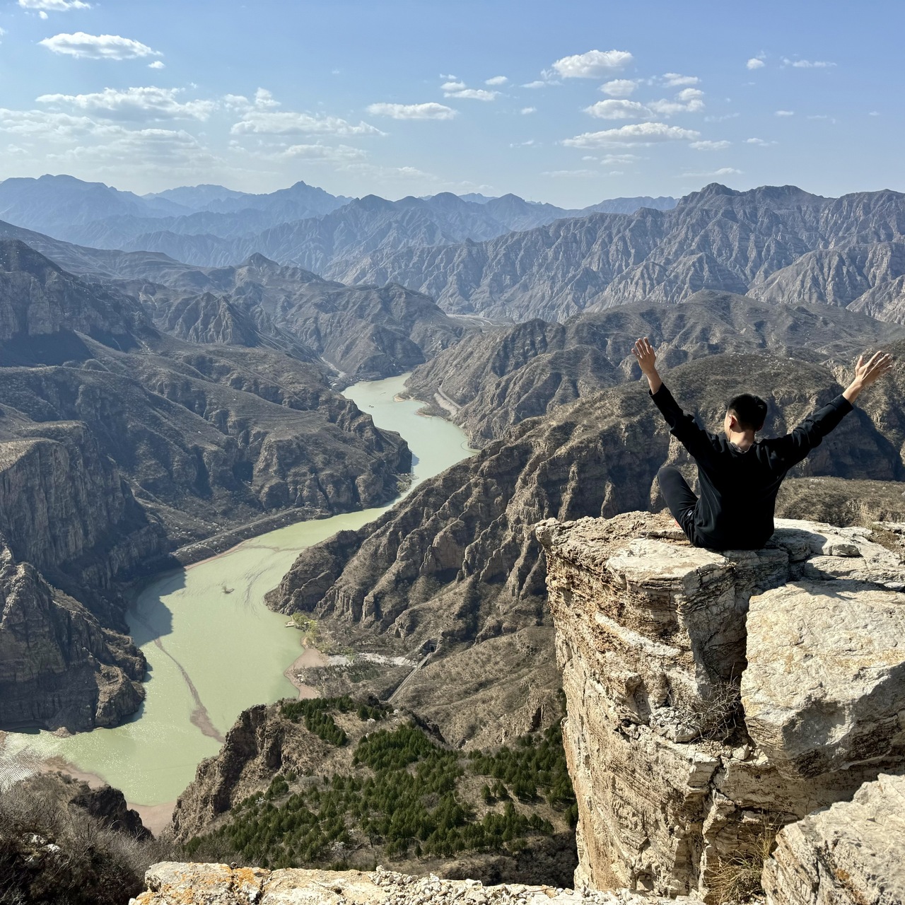 ‎Check network for missing images.